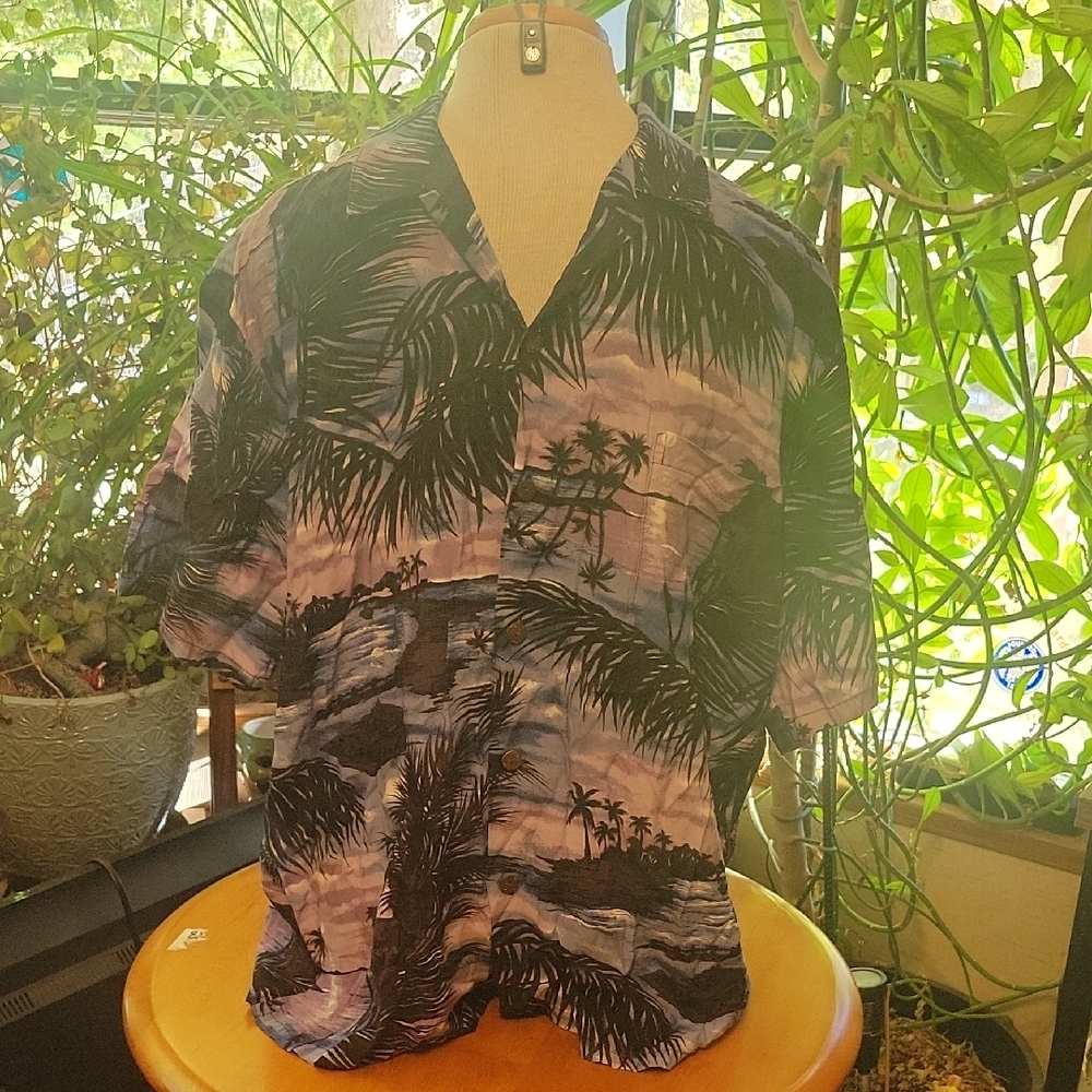 Hilo Hattie Tropical Palm Print Men's Shirt Made In Hawaii